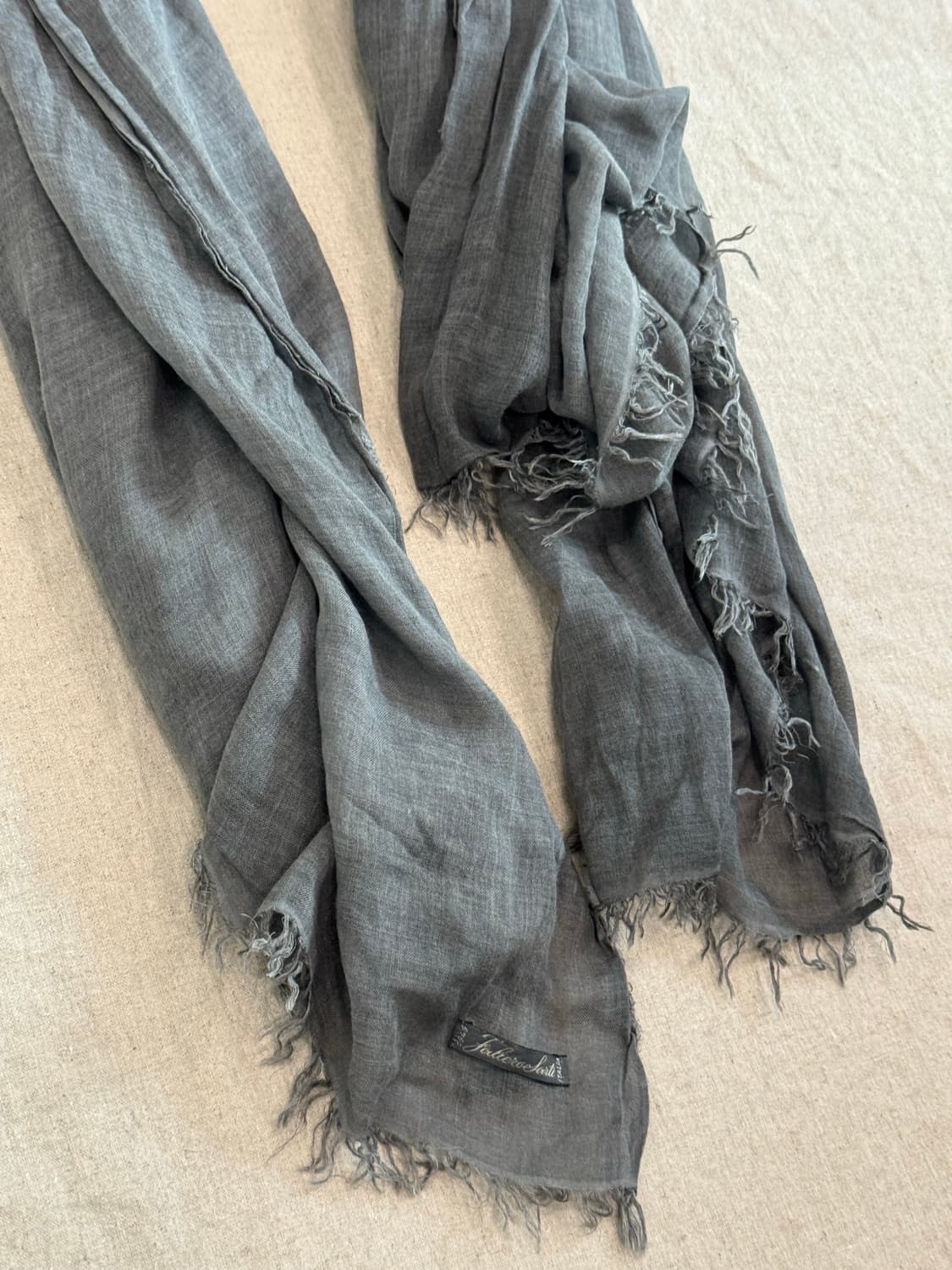 팔리에로 사르티 모달 그레이 머플러 상품이미지4