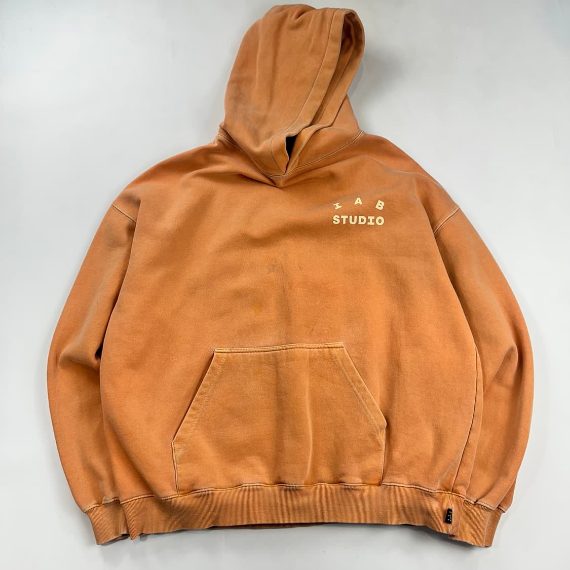 아이앱스튜디오 피그먼트 후드 오렌지 상품이미지1