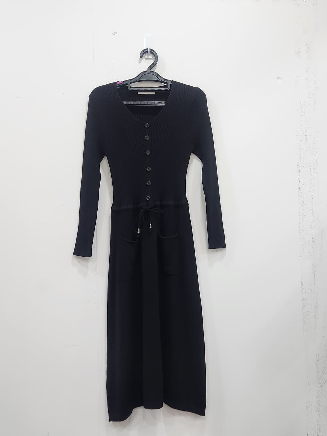 [55] VINE 바인 블랙 울 니트 롱 원피스 55사이즈 상품이미지1