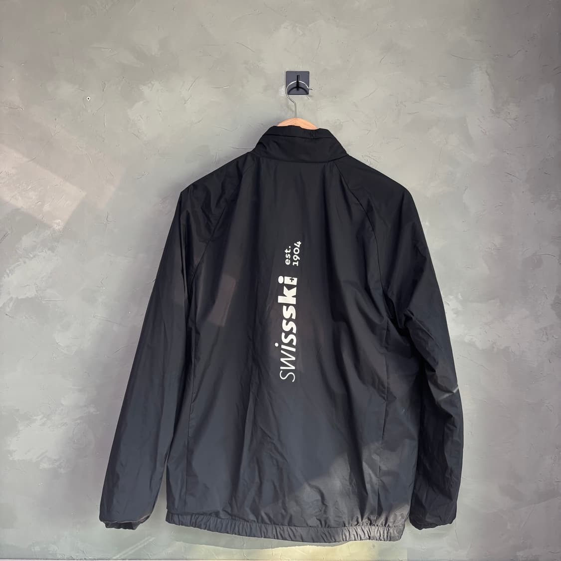 데상트 스위스 스키팀 양면 플리스 집업 화이트 상품이미지5