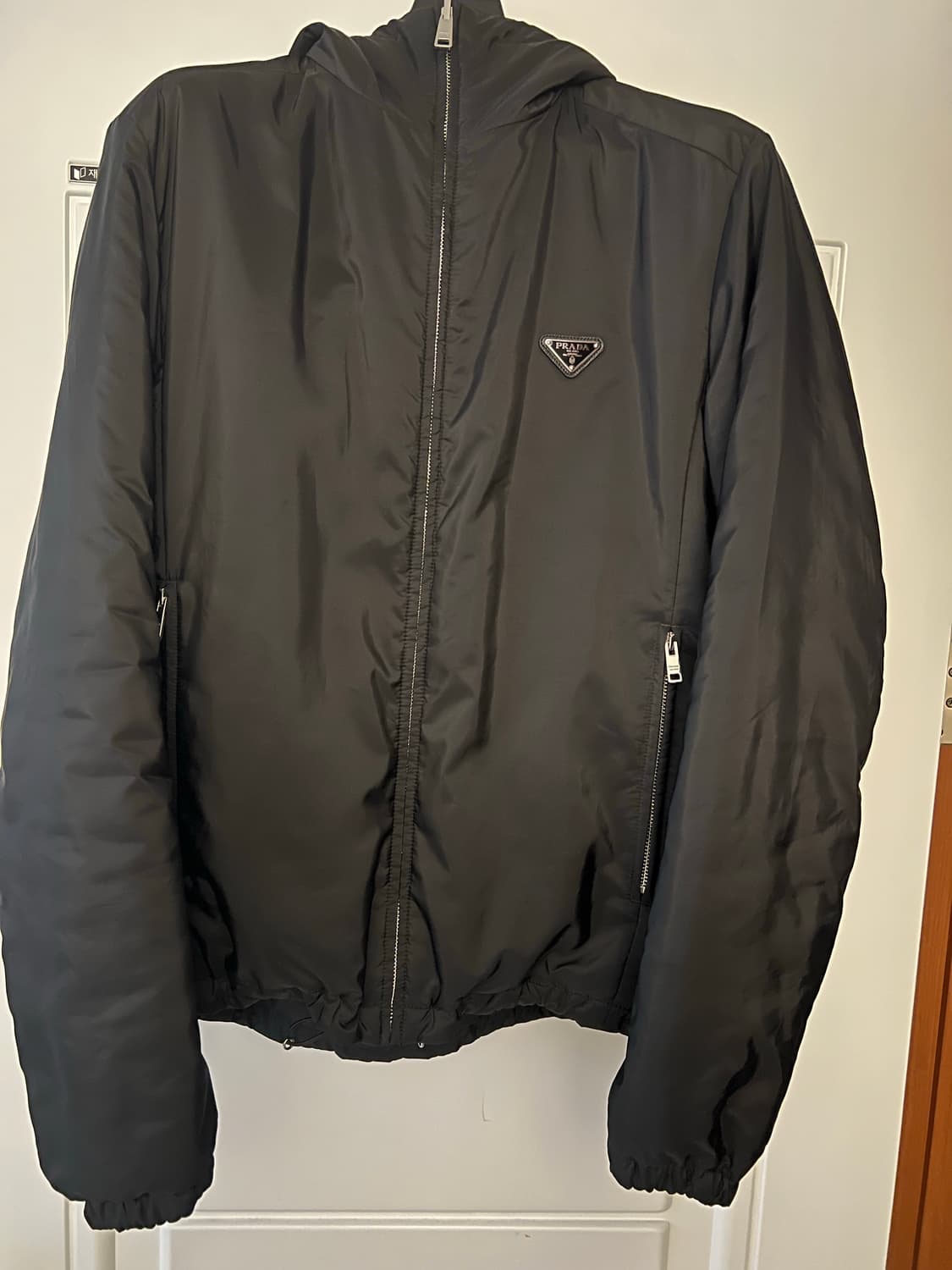 프라다 삼각로고 리버서블 경량패딩 후드 자켓 50 상품이미지2