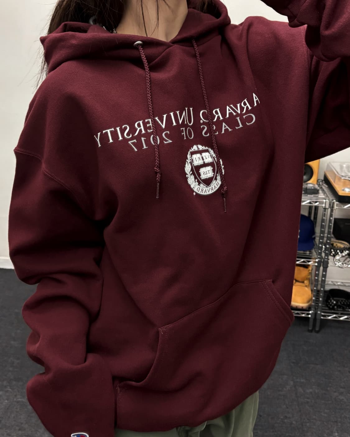 챔피언 00s 하버드 컬리지 버건디 후드티 상품이미지1