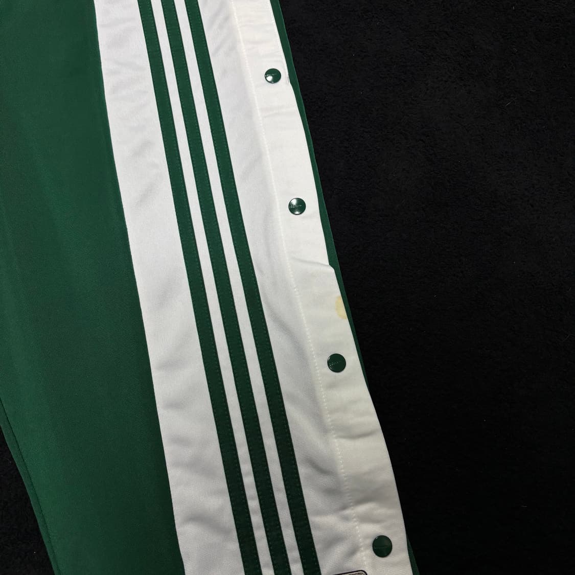 95 아디다스 그린 아디브레이크 사이드버튼 트랙팬츠 상품이미지3