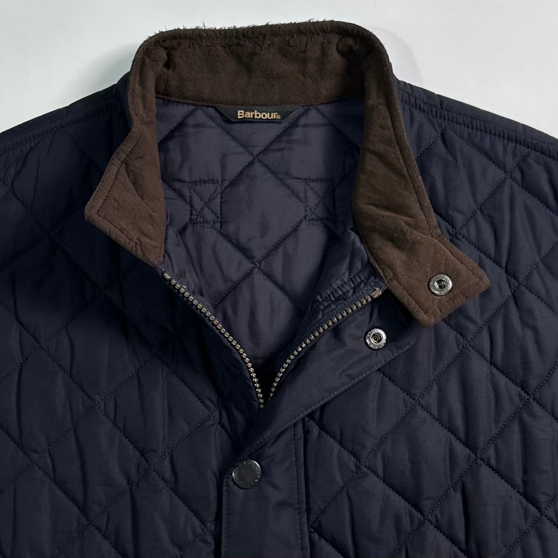 바버 다크네이비 퀼팅 베스트 상품이미지3