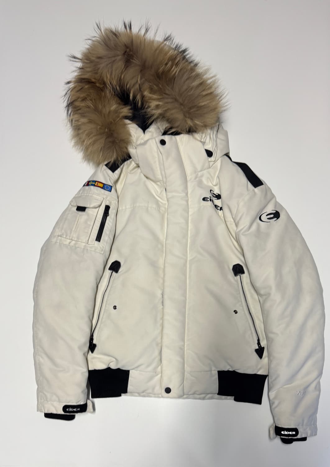 여성 아이더 Eider 덕다운 스투키 화이트 후드 패딩 점퍼 상품이미지1