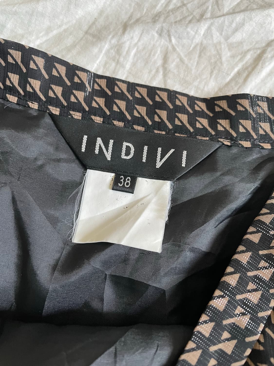 INDIVI 빈티지 글리터 플리츠 미디 스커트  상품이미지2