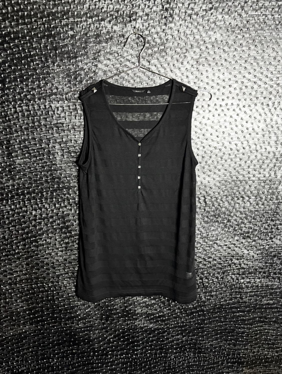 스터드 스트라이프 슬리브리스 상품이미지1