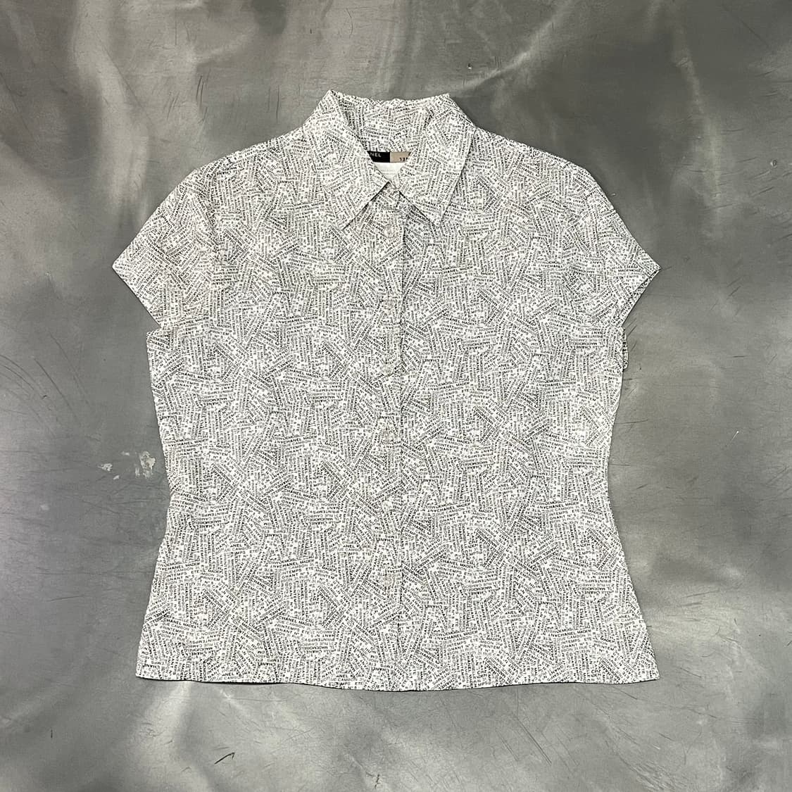  샤넬 레터랑 하프 슬리브 셔츠 +명품감정서 y16324 상품이미지1