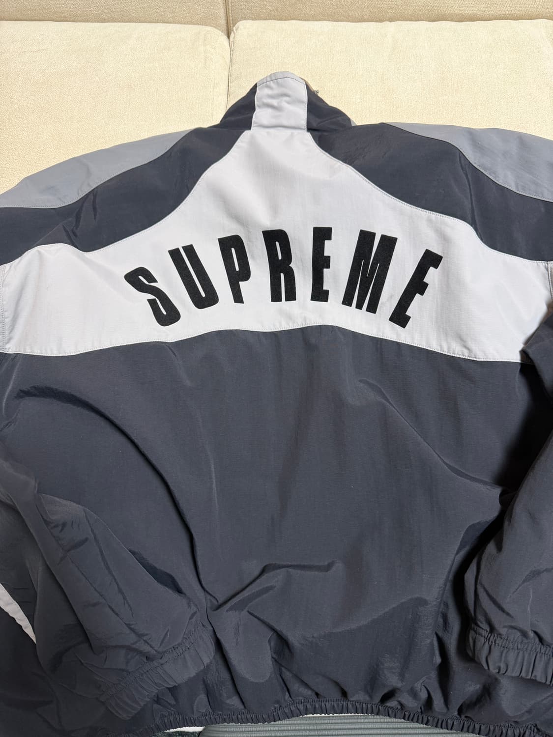 슈프림 엄브로 트랙 자켓 23ss L 상품이미지2