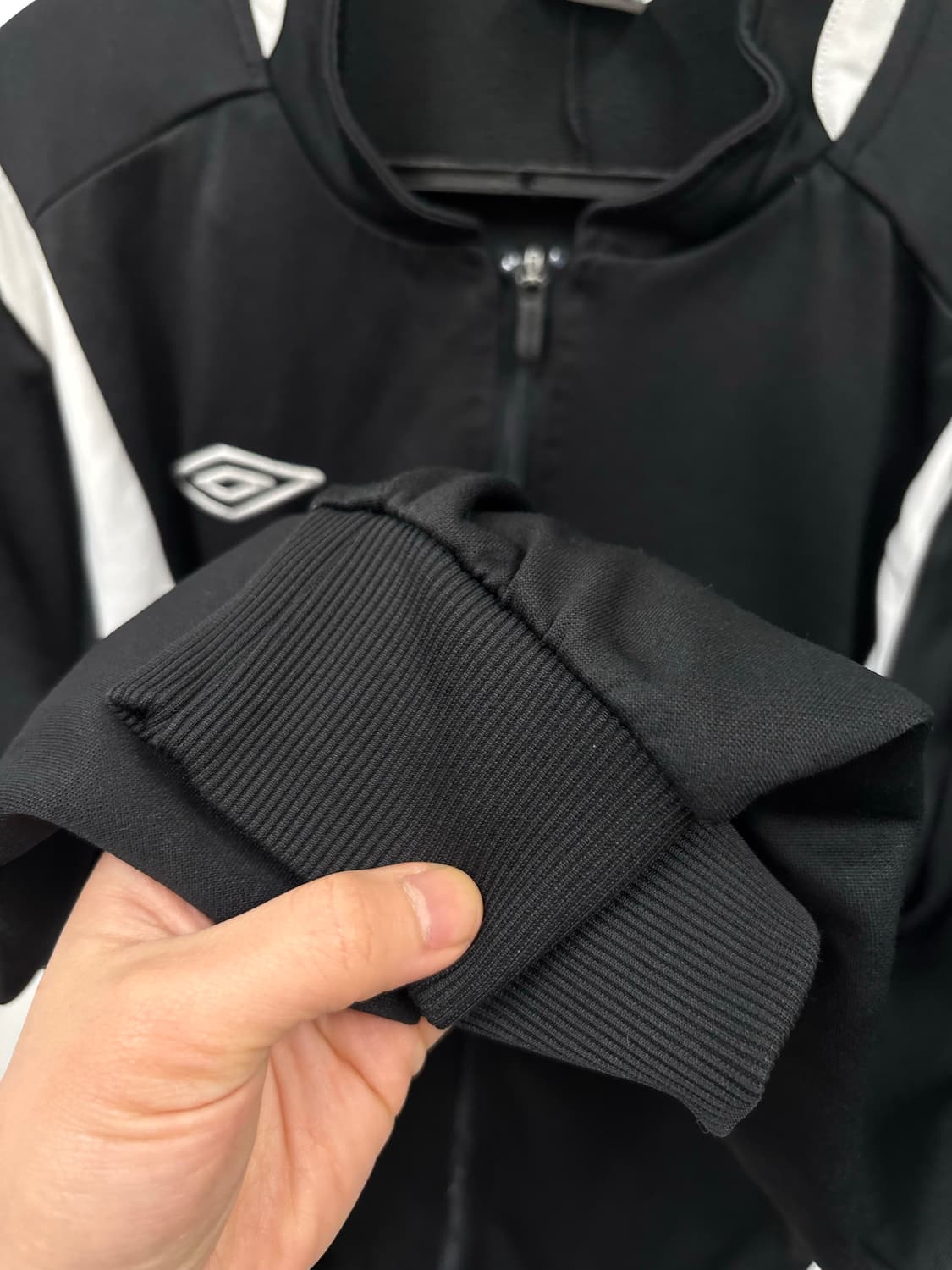 엄브로 트랙탑 상품이미지3