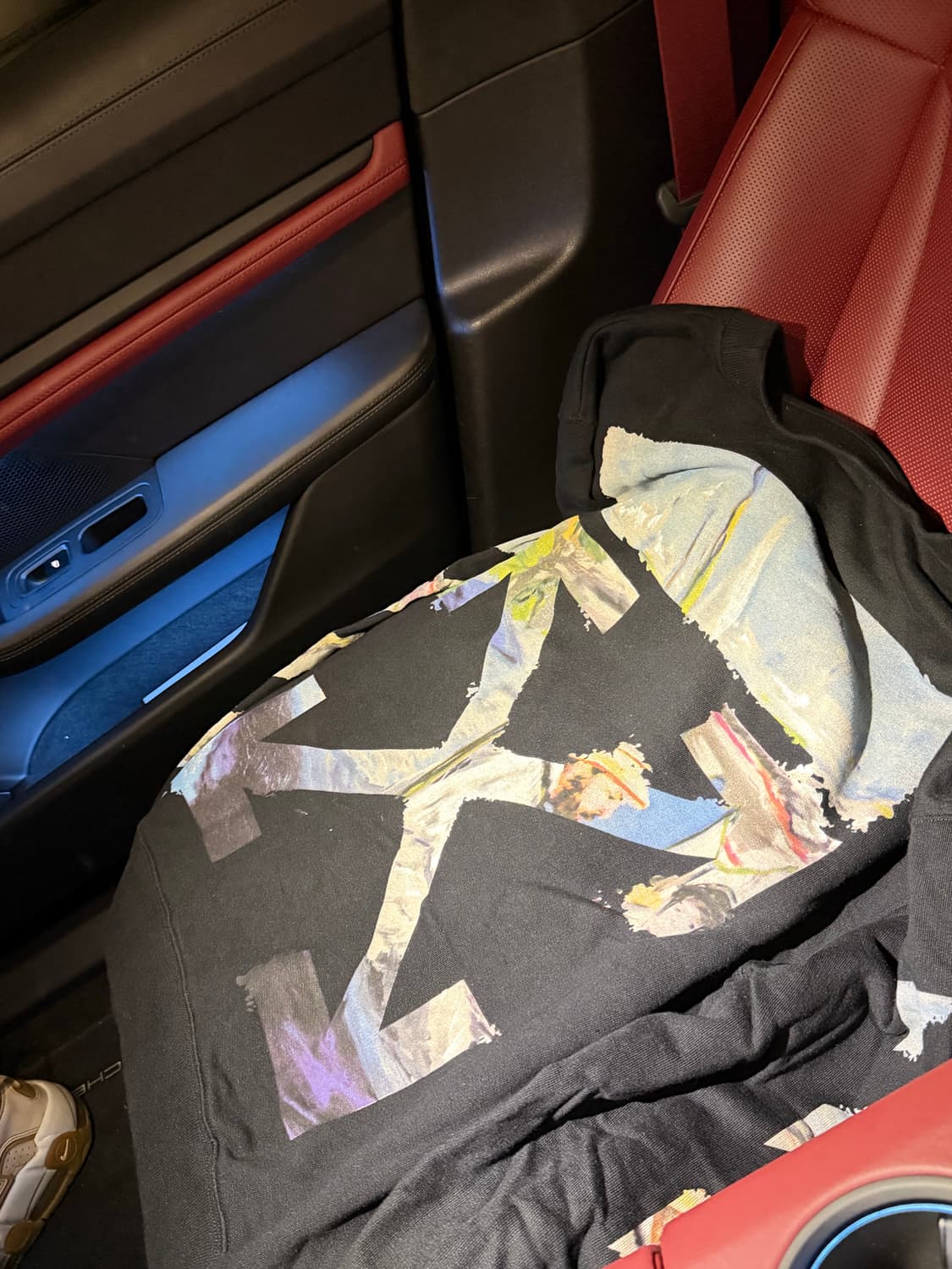 오프화이트 맨투맨 L 상품이미지1