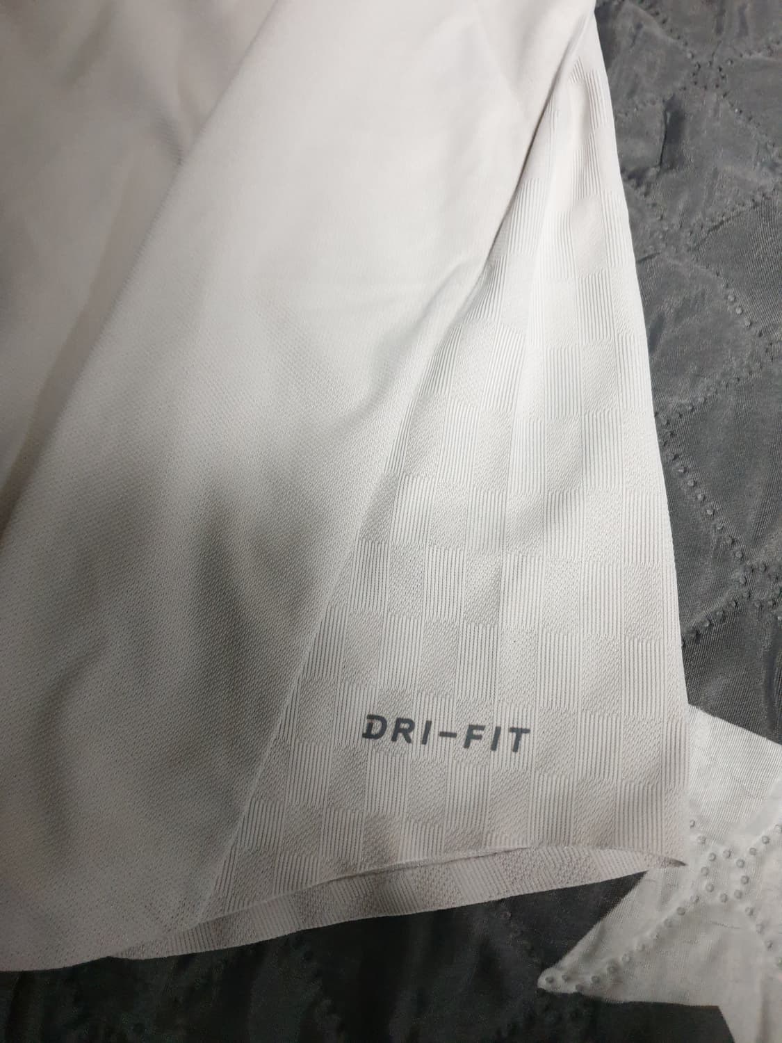 나이키 드라이핏 헨리넥 기능성 반팔티 (XXL) 상품이미지4