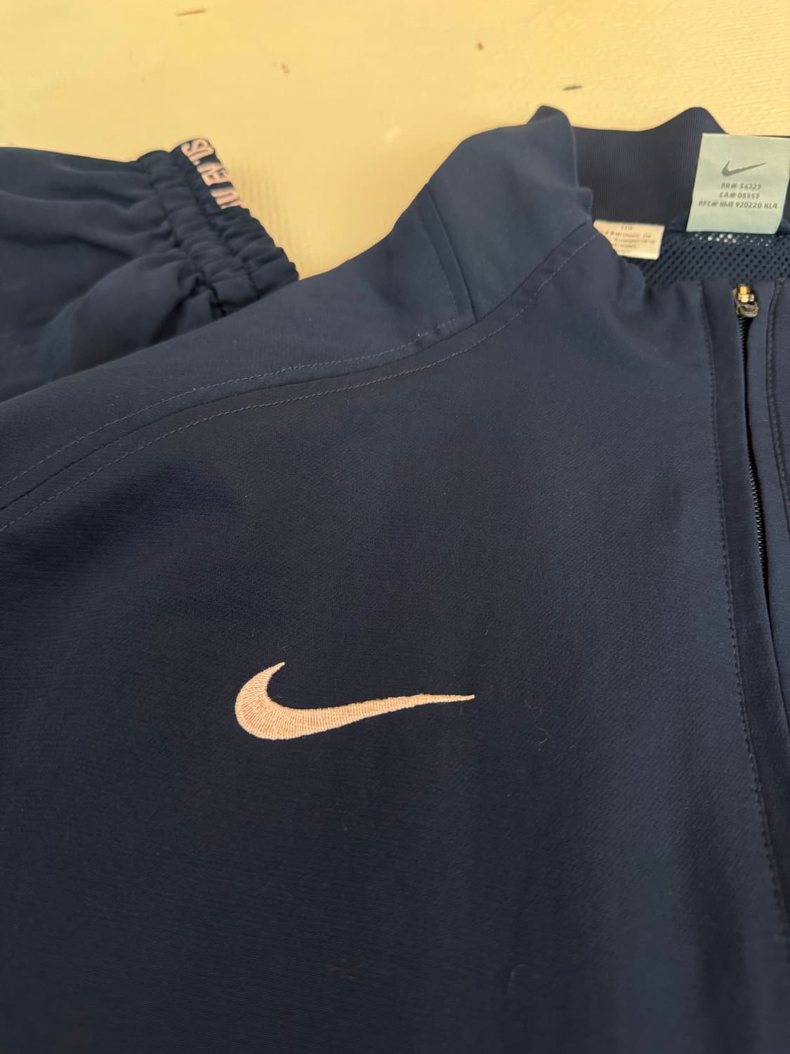 나이키 00s 핑크 스우시 유벤투스 바람막이  상품이미지4