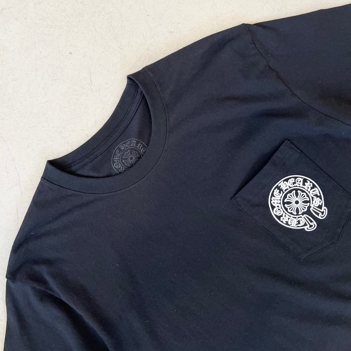 [새상품] 크롬하츠 홀스슈 포켓 반팔티셔츠 상품이미지5