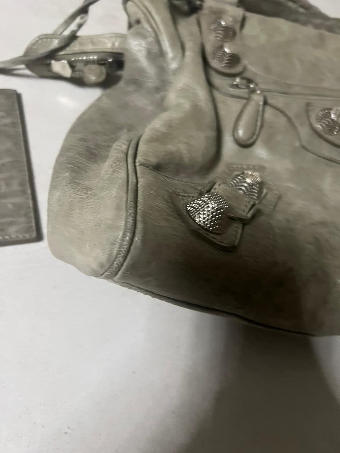 발렌시아가 모터백 상품이미지3