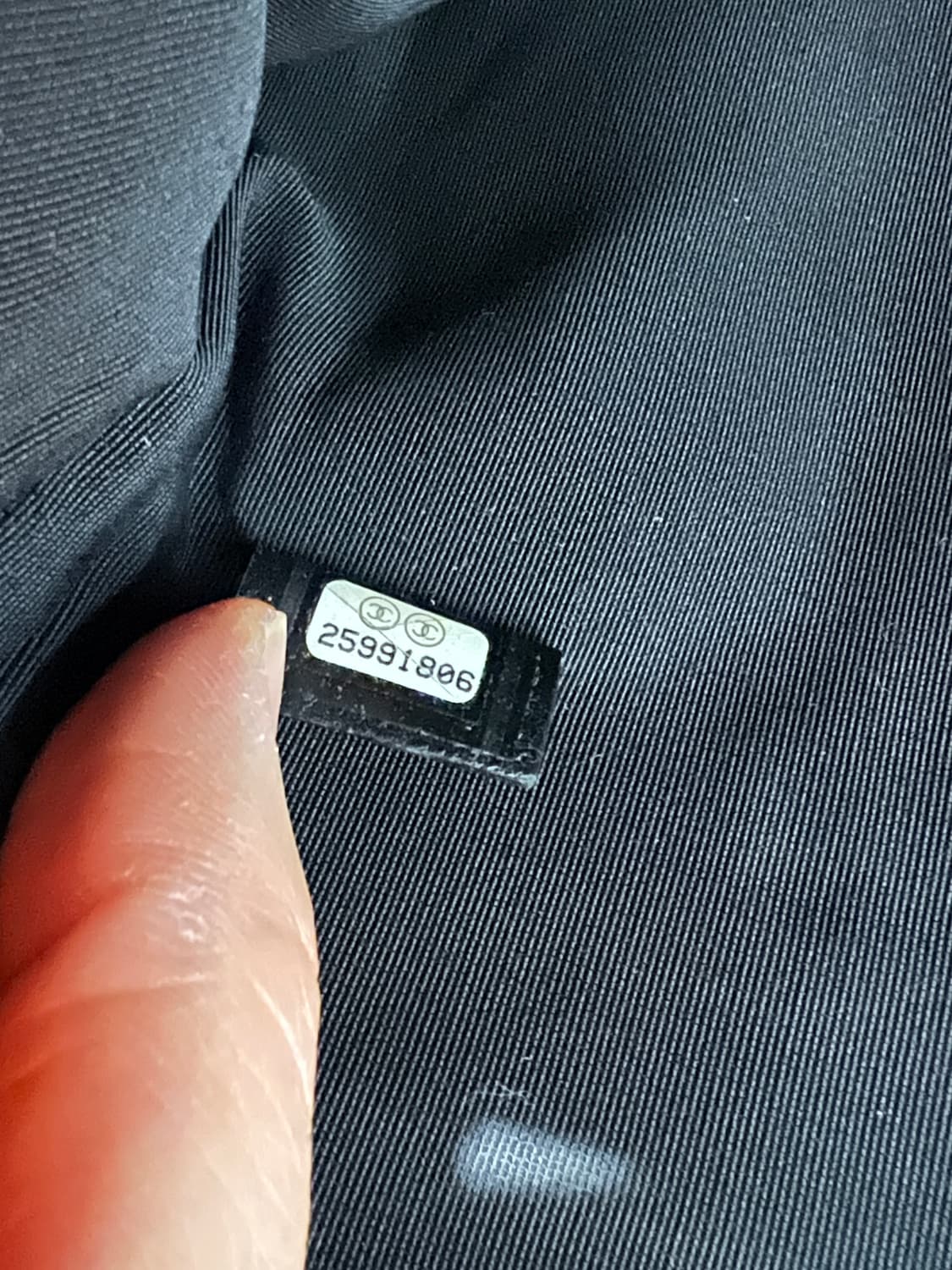 샤넬 블랙 퀄팅 램스킨 플랩 클러치 상품이미지5