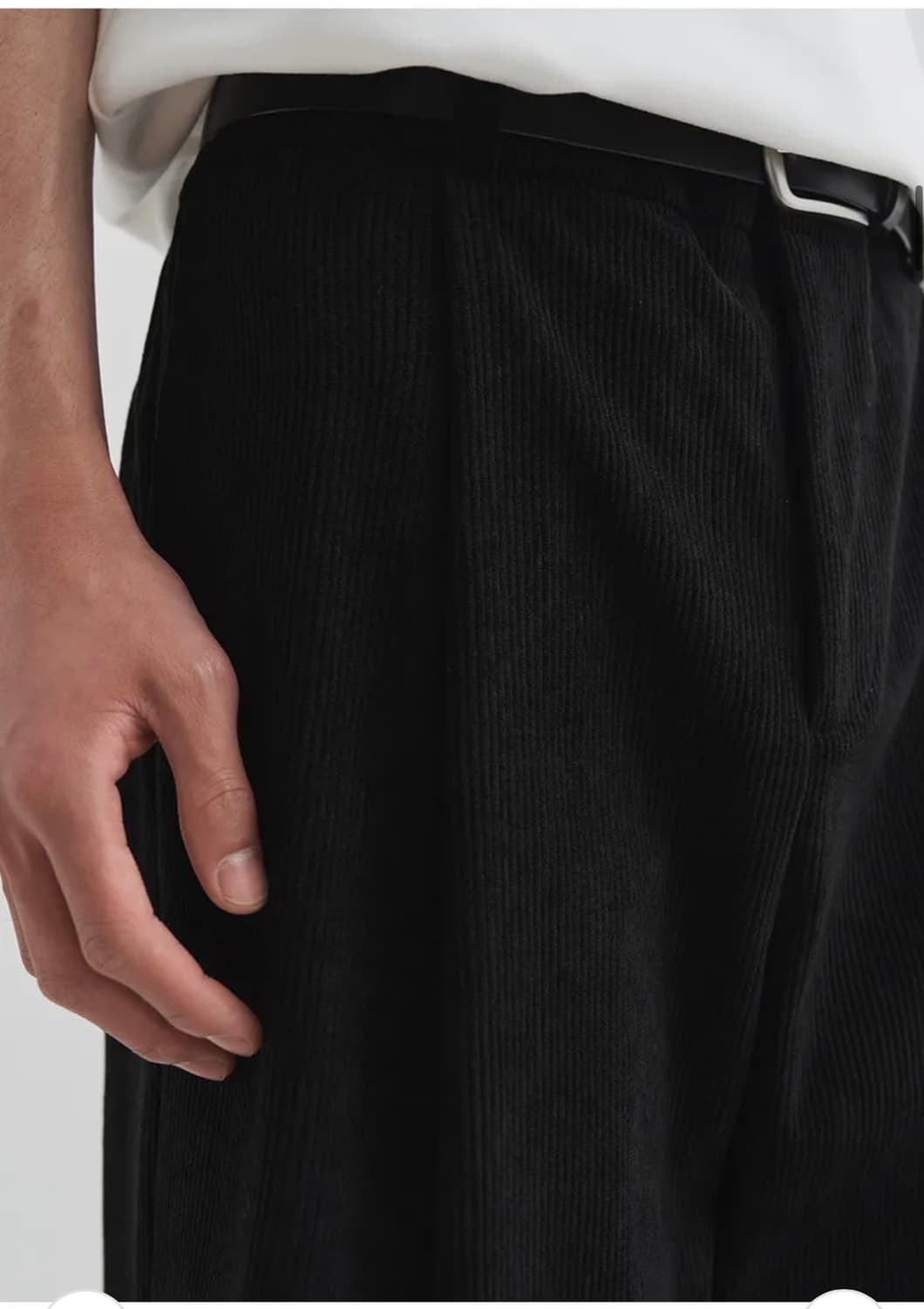 (새상품)(XL) 드로우핏 에센셜 와이드 원턱 코듀로이 팬츠 BLACK 상품이미지6