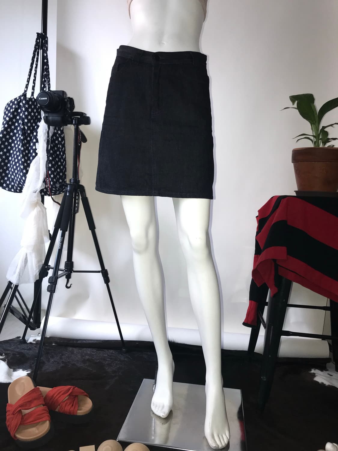 LOA Purple Stitch Denim Skirt 상품이미지3