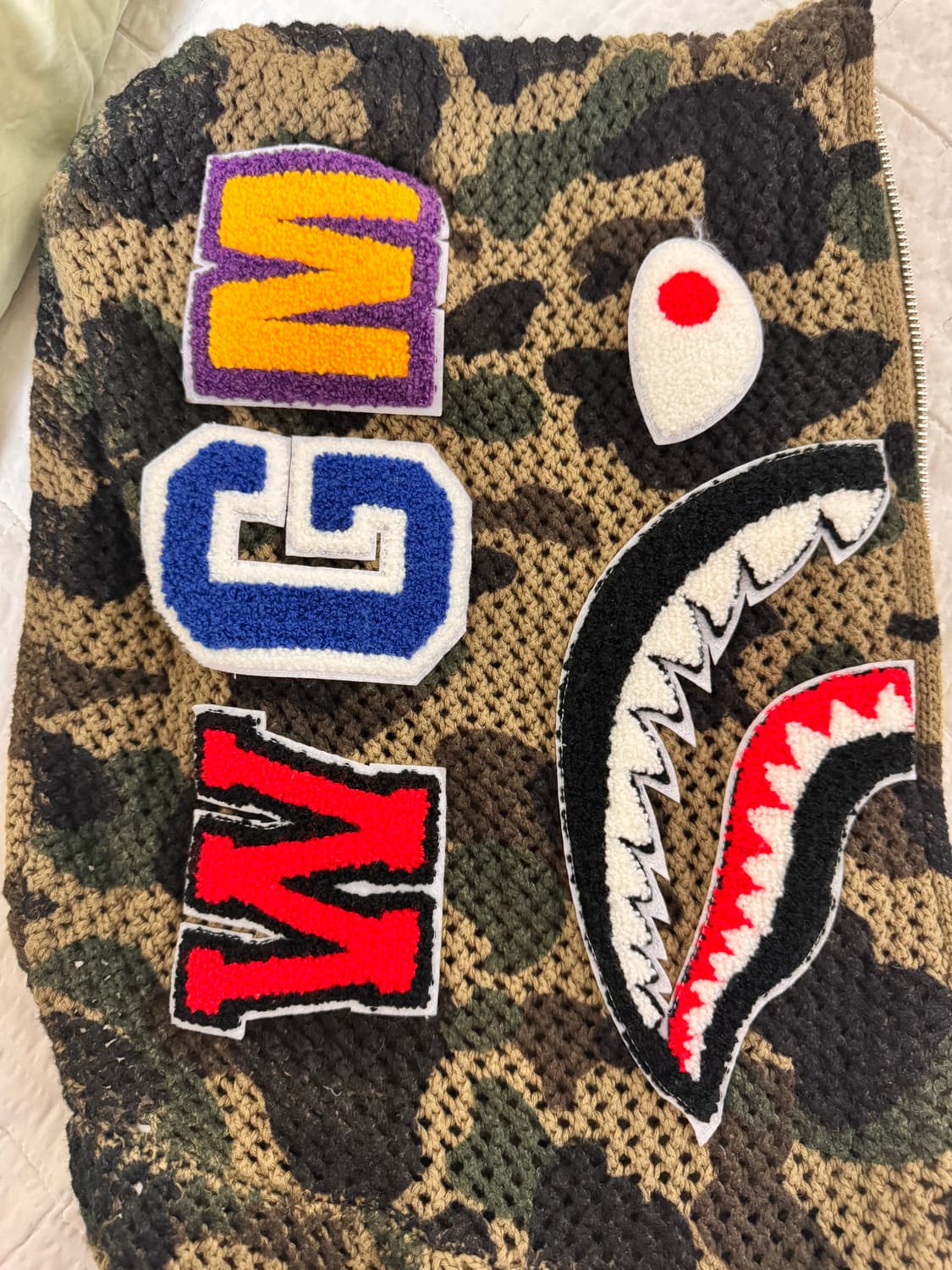 베이프 퍼스트 카모 크로쉐 샤크 풀 집 후디 그린 상품이미지3