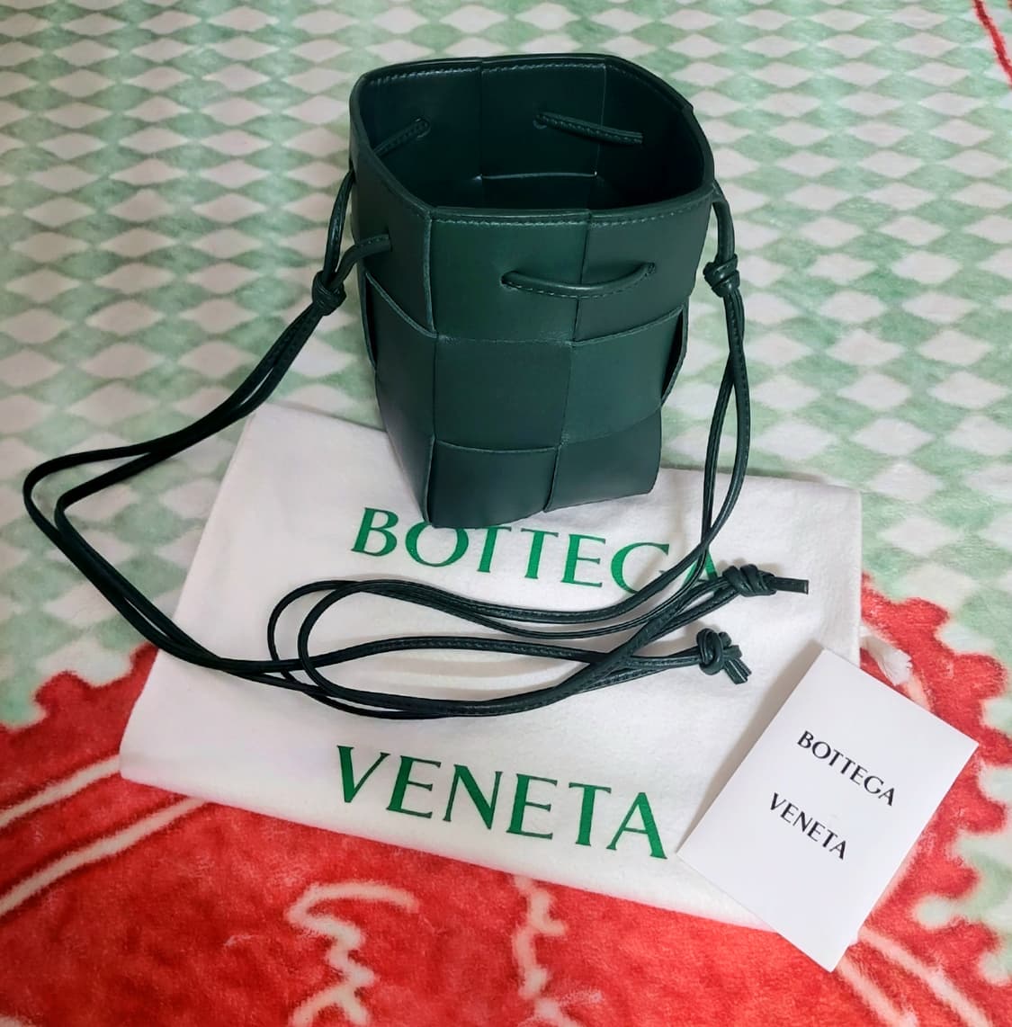 정품_무료배송) 보테가베네타 미니 버킷백(미니 카세트백) 상품이미지1