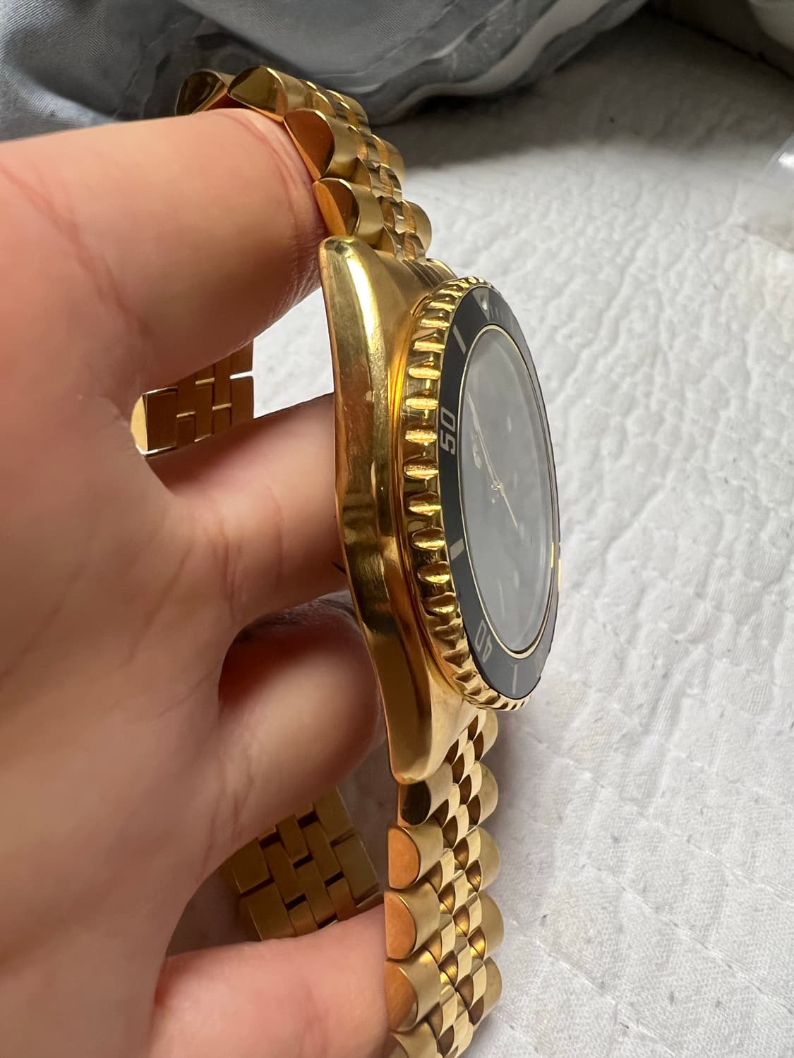 태그호이어 1000 다이버 금장 울프 오브 월스트리트 디카프리오 시계 상품이미지4