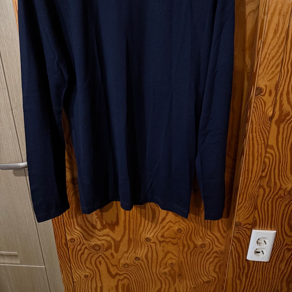 로로피아나 캐시미어 100% 니트 판매 합니다. 상품이미지3