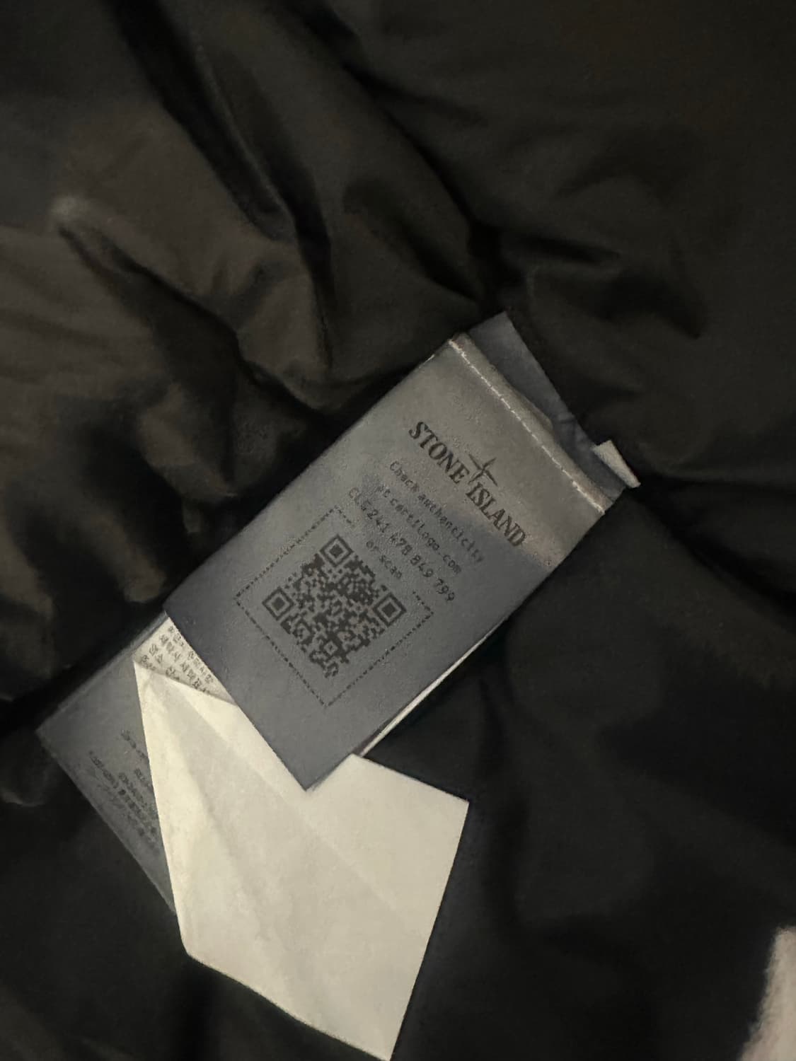 스톤아일랜드 24fw 크링클랩스 패딩 xxl팝니다 상품이미지2