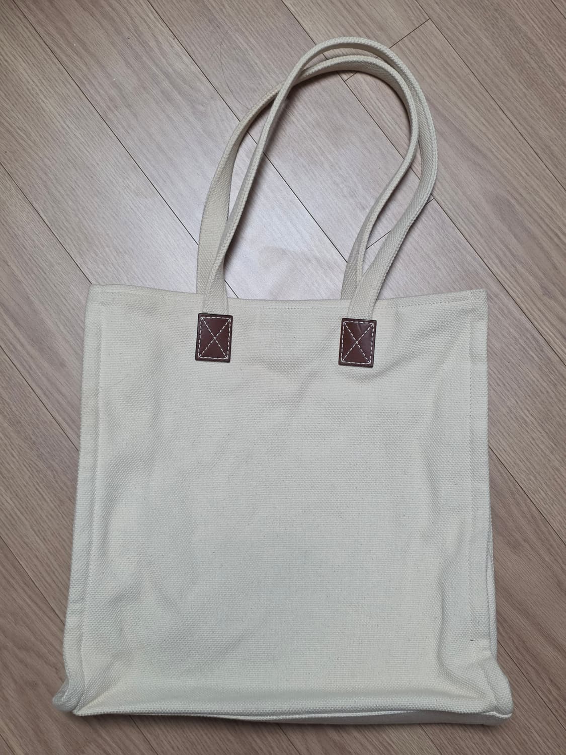 발리 6300068 크리스탈리아 로고 토트백 상품이미지3