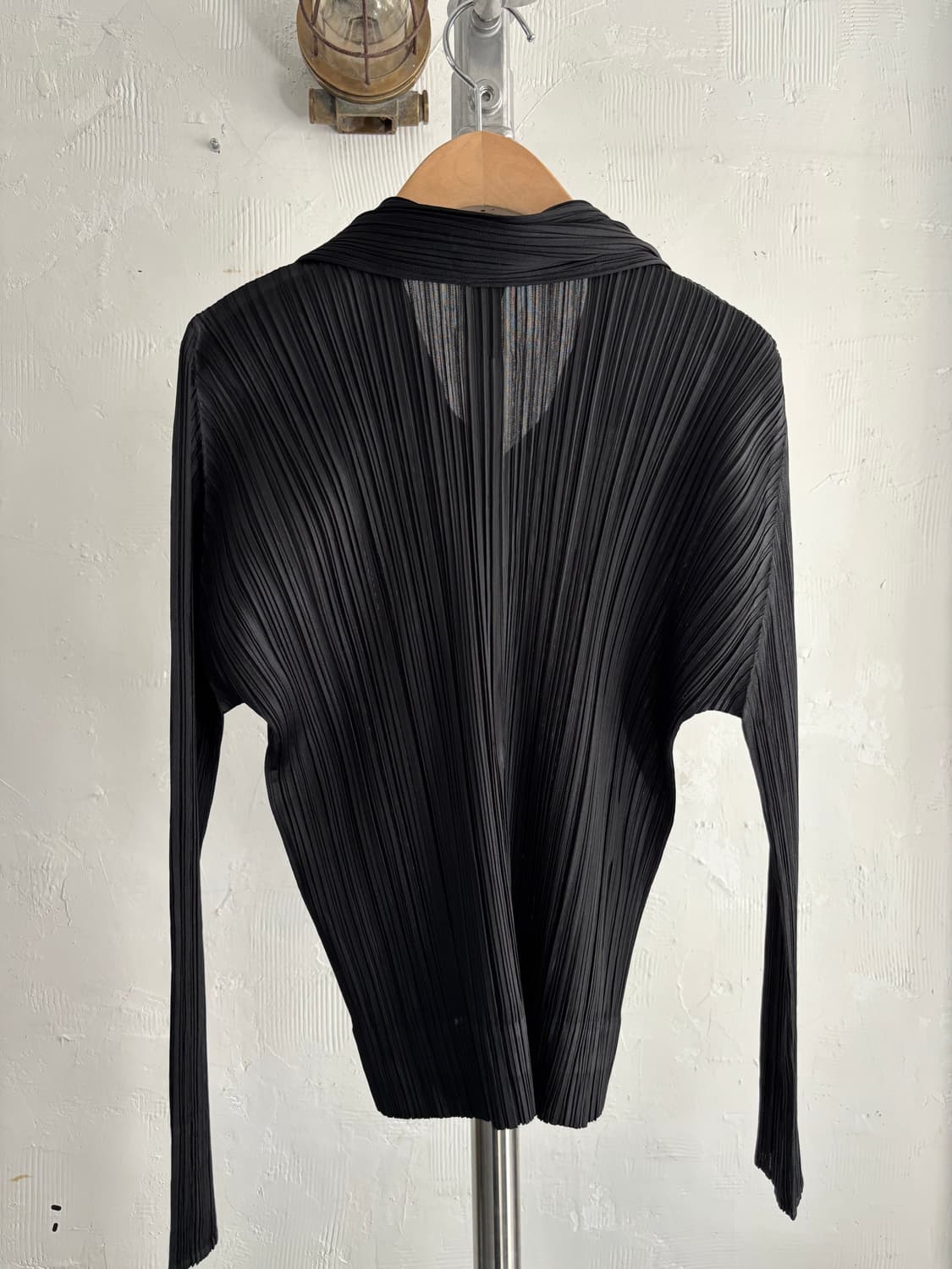 Pleats Please 플리츠플리즈 블랙 반집업 롱슬리브  상품이미지7