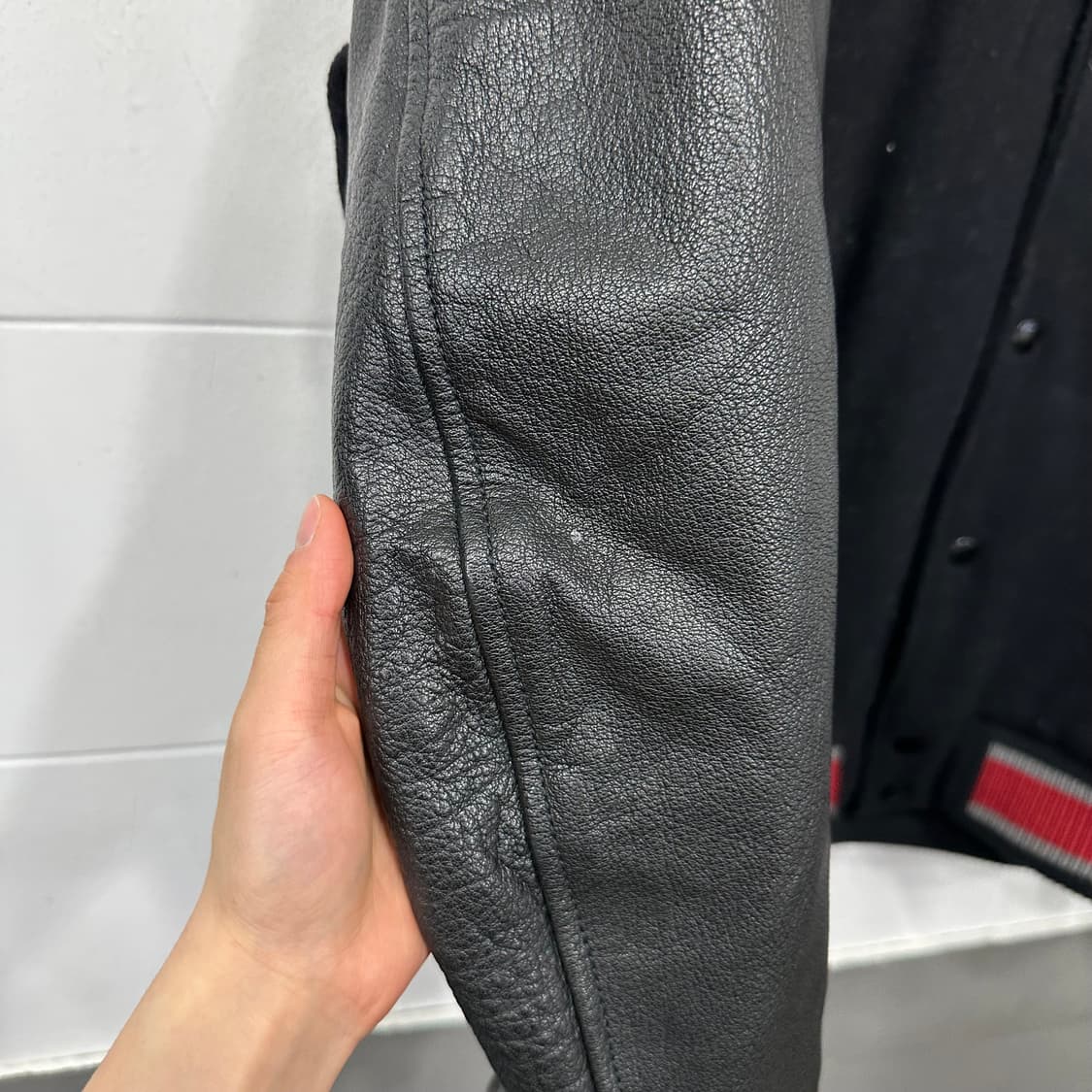 데우스 엑스 마키나 바시티 자켓 상품이미지7