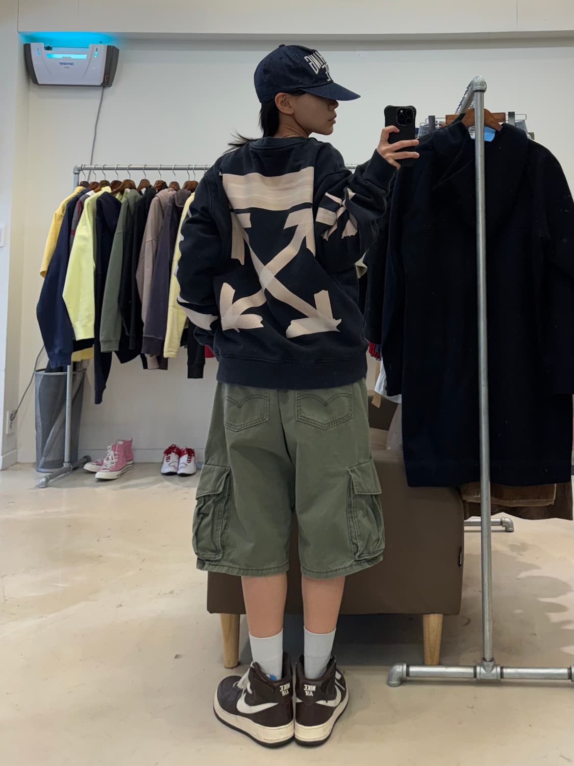 오프화이트 테이프 애로우 맨투맨 상품이미지4