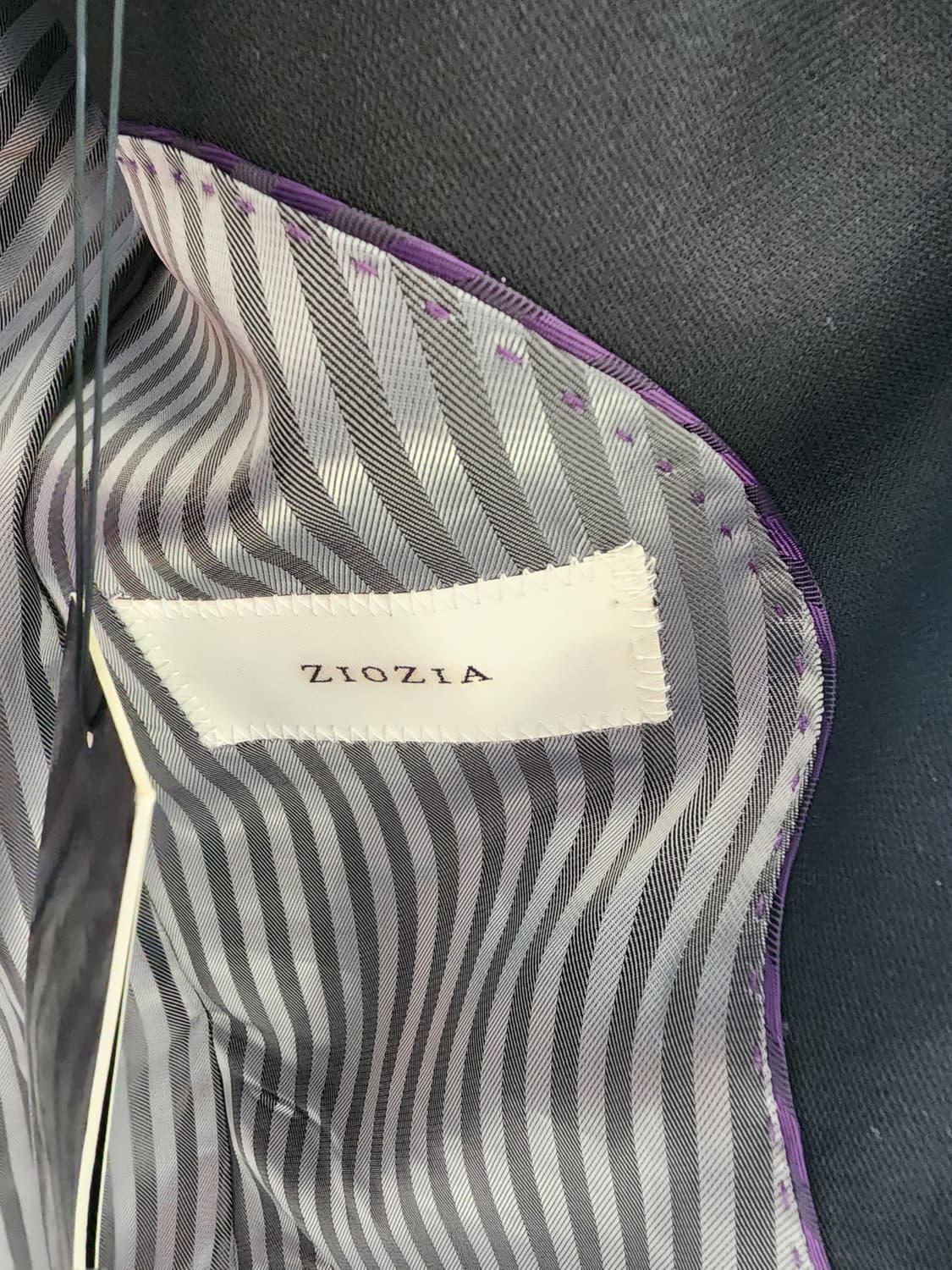 (새상품)ZIOZIA 지오지아 블랙 블레이저 팜. 100사이즈 정장 자켓 상품이미지5