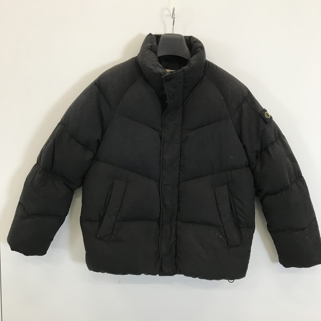 내셔널지오그래픽 아르마딜로 덕다운 [M] 상품이미지1