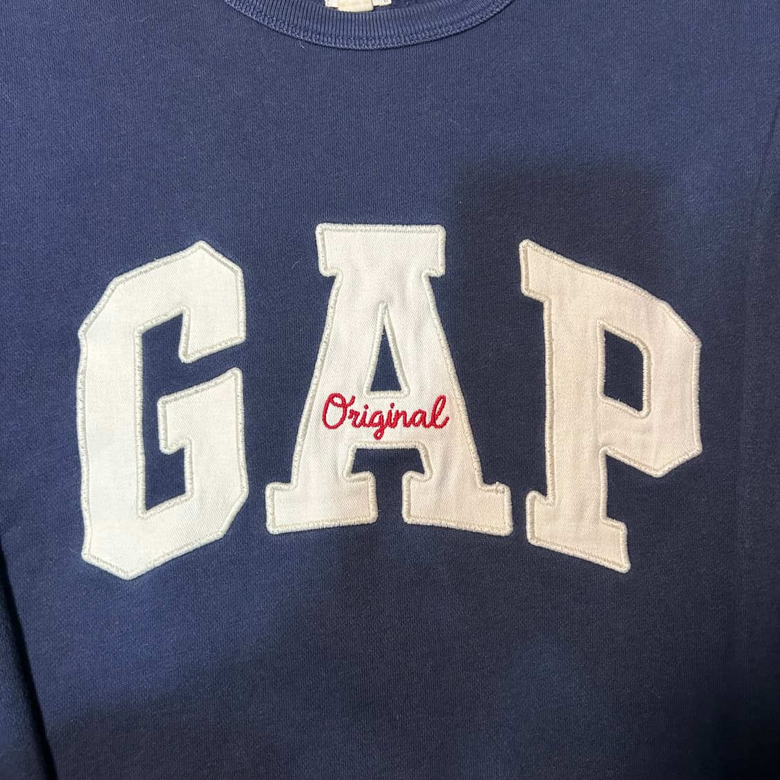 [M] GAP 로고 맨투맨 네이비 상품이미지2