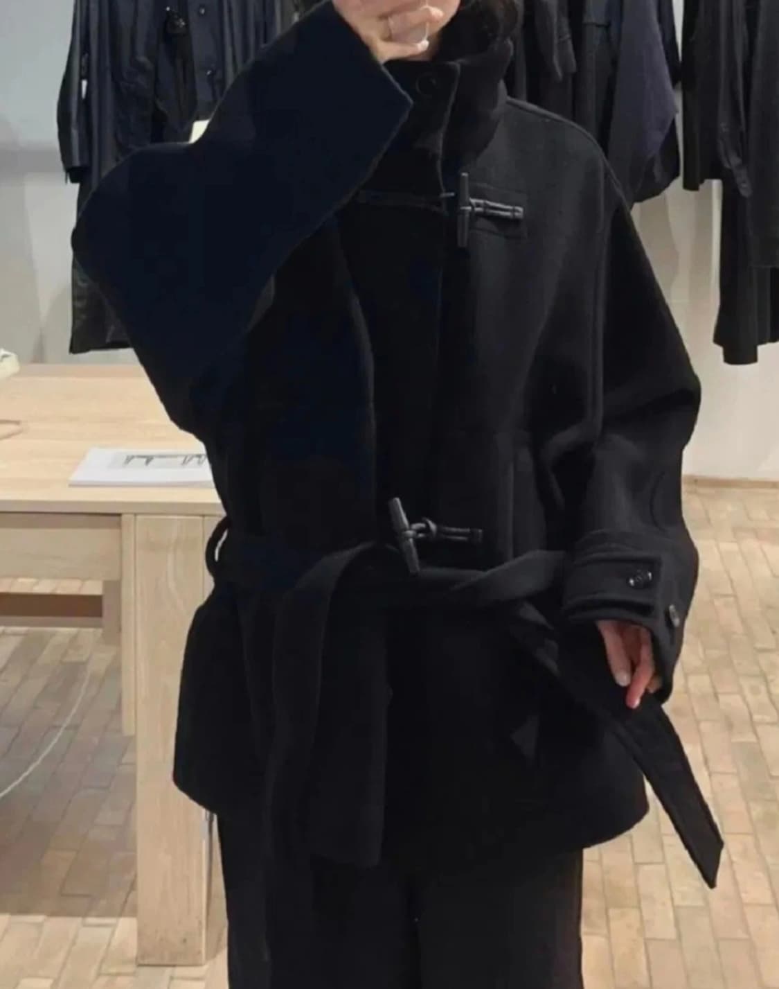 르메르 더플코트 24FW 상품이미지2