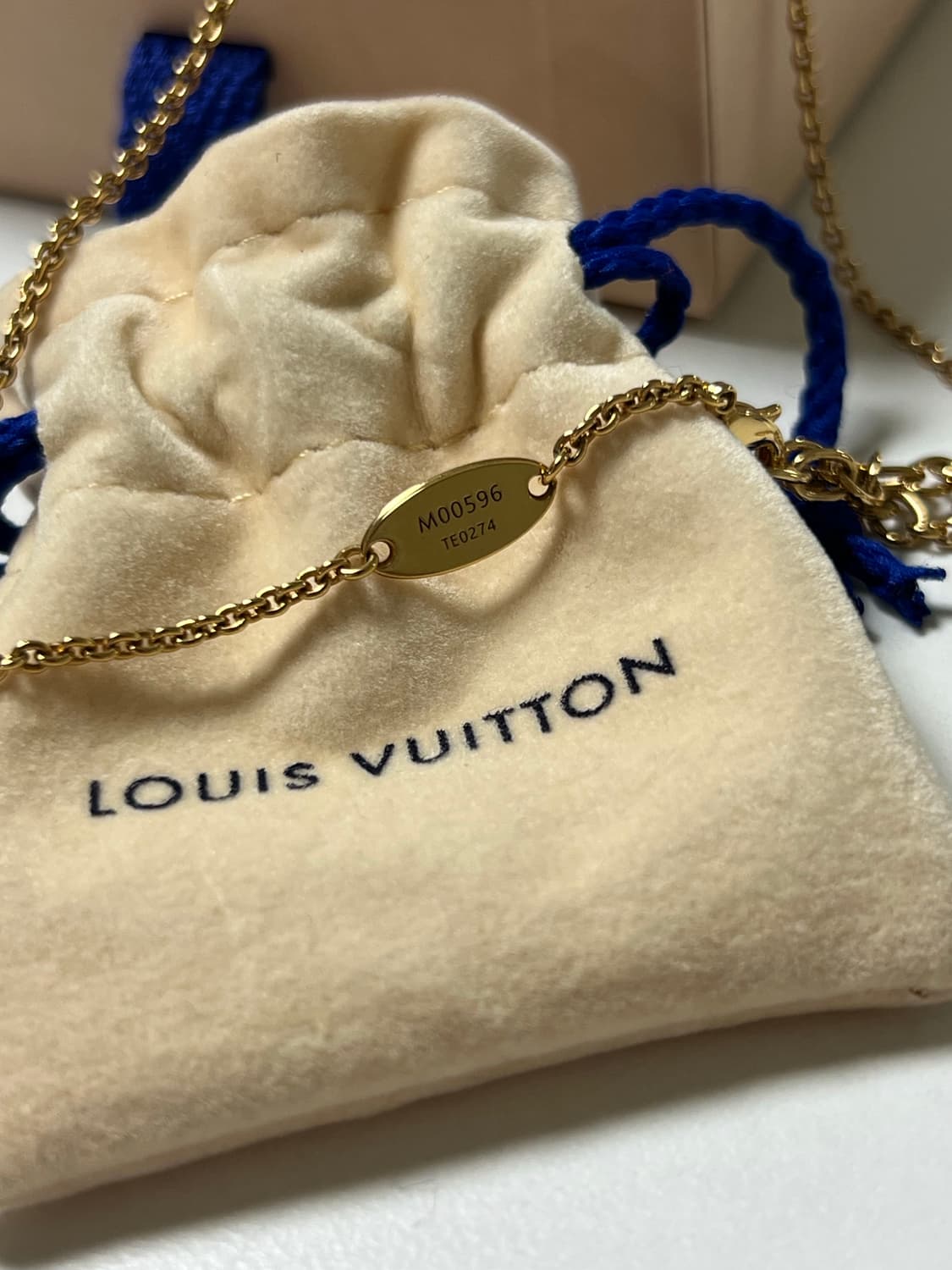 [정품] 루이비통 아이코닉 목걸이 골드 상품이미지3