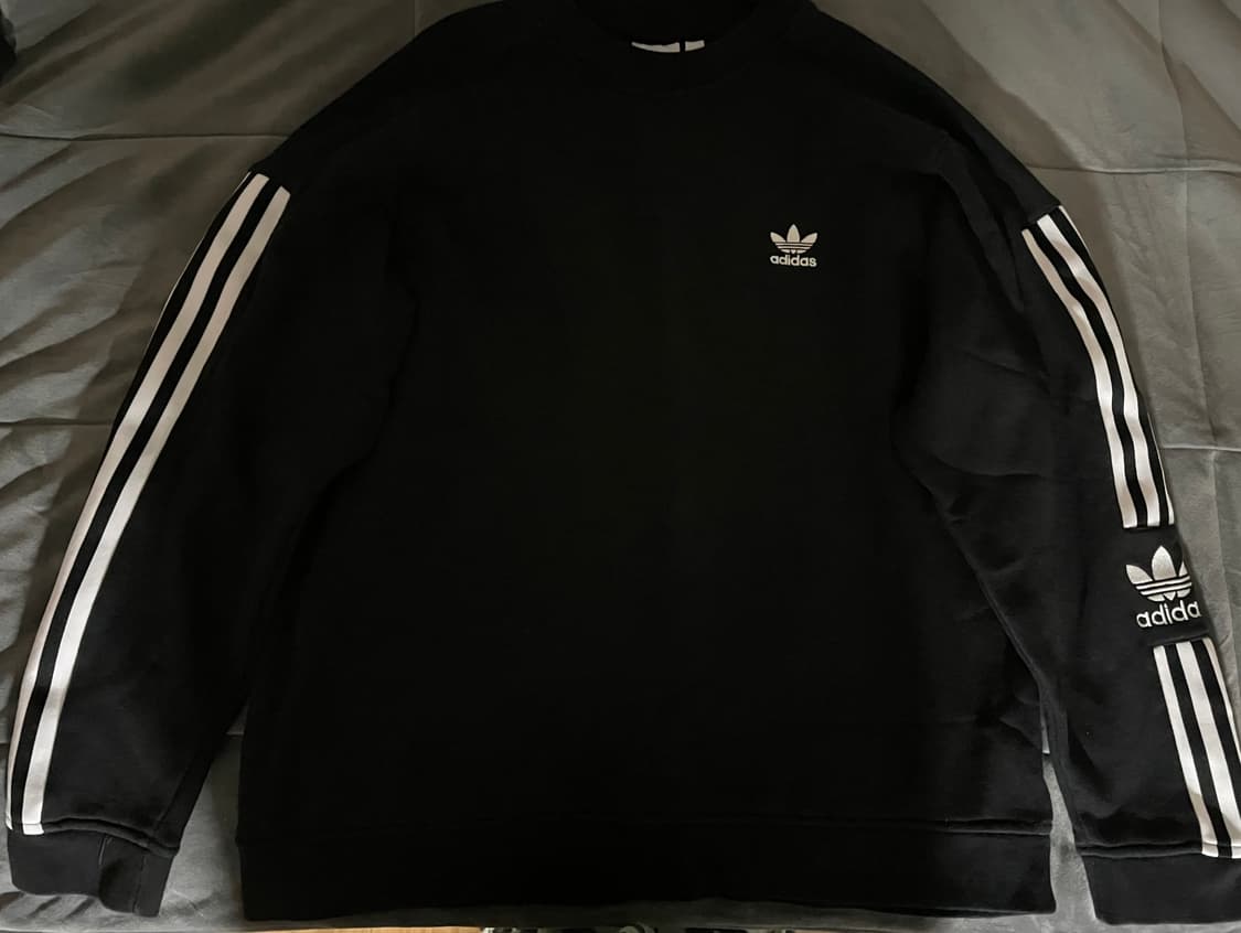 아디다스 맨투맨  상품이미지1