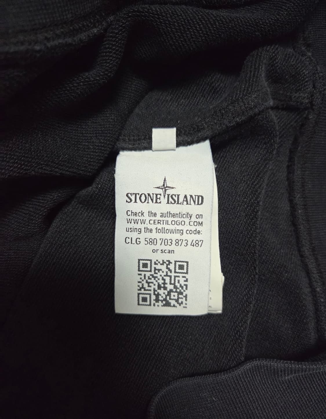 스톤아일랜드 블랙 맨투맨(급처) 상품이미지3