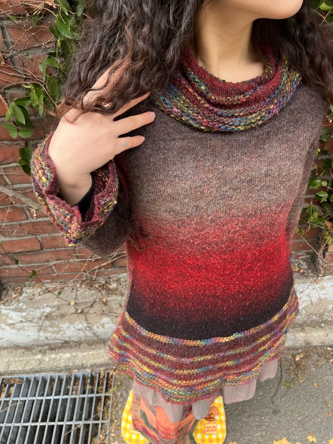 레드 히피 무드 하이넥 니트 상품이미지4