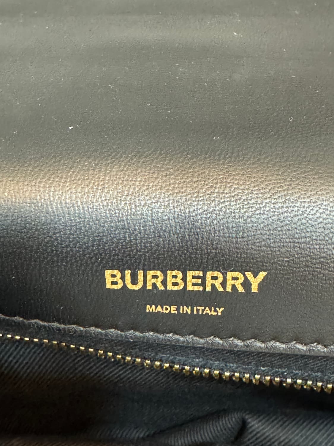 버버리 퀄티드 롤라백  상품이미지4