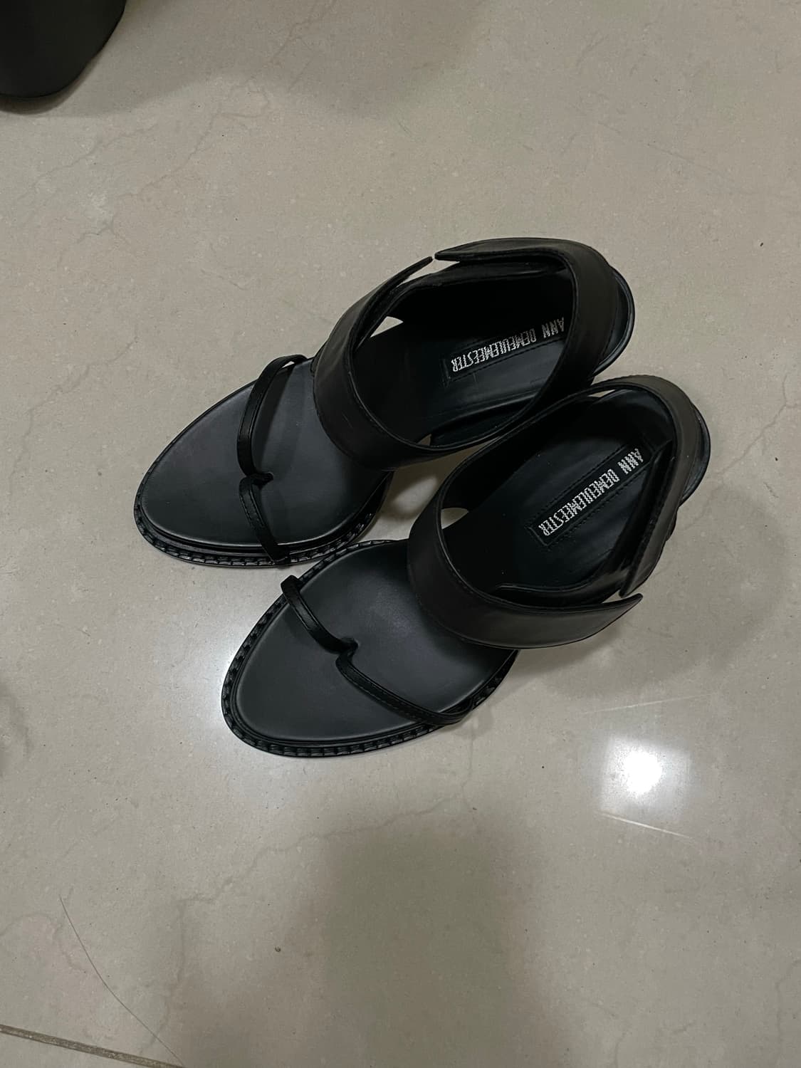 Ann demeulemeester 블랙 샌들 힐  상품이미지2