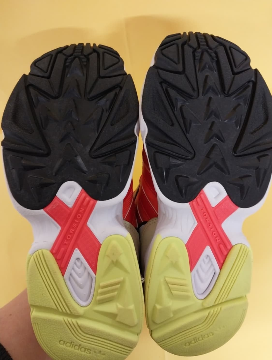 여성 아디다스 영-96 운동화 (230) 상품이미지8