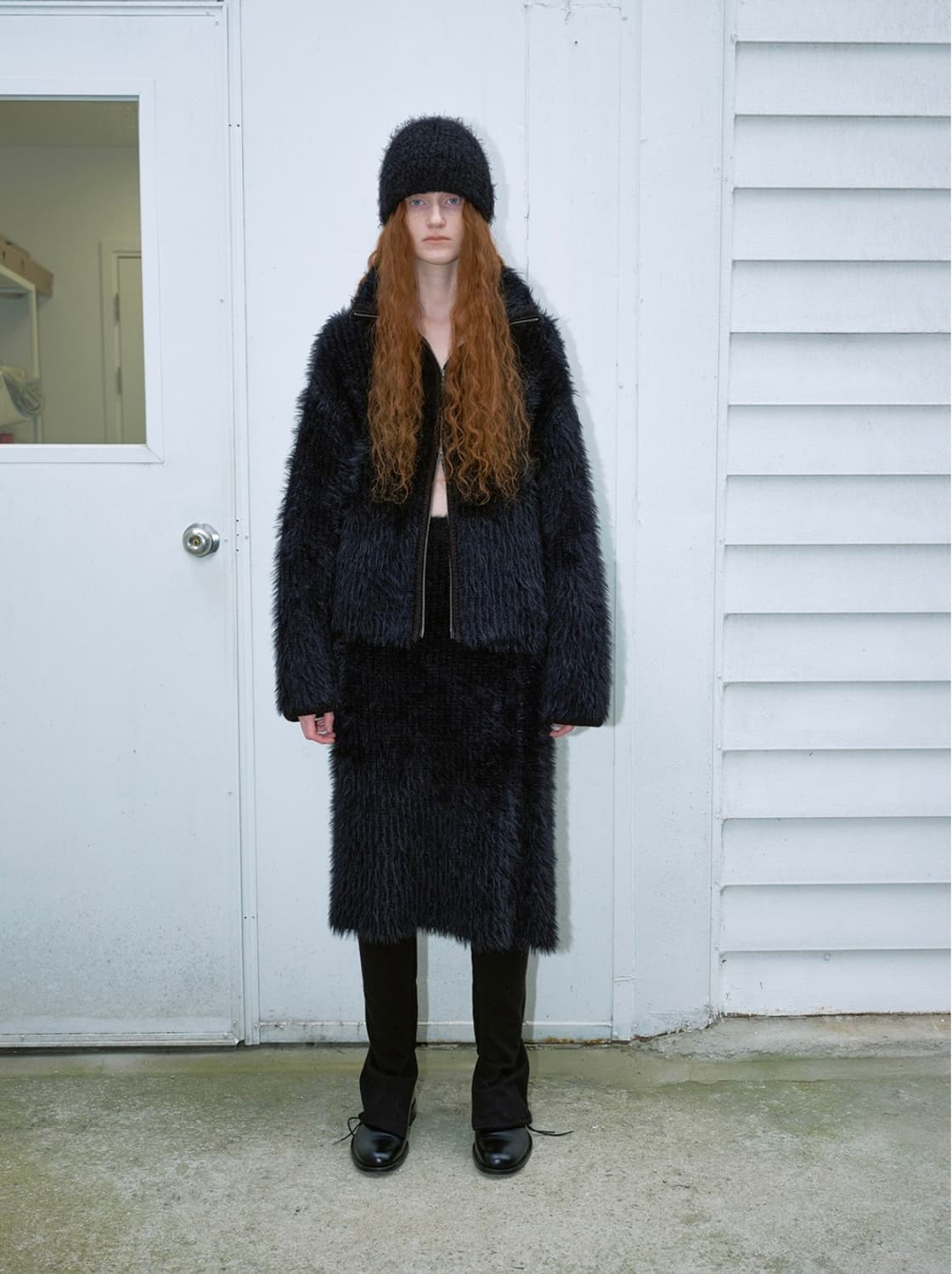 낫띵에브리띵 비건 퍼 자켓 블랙 상품이미지1