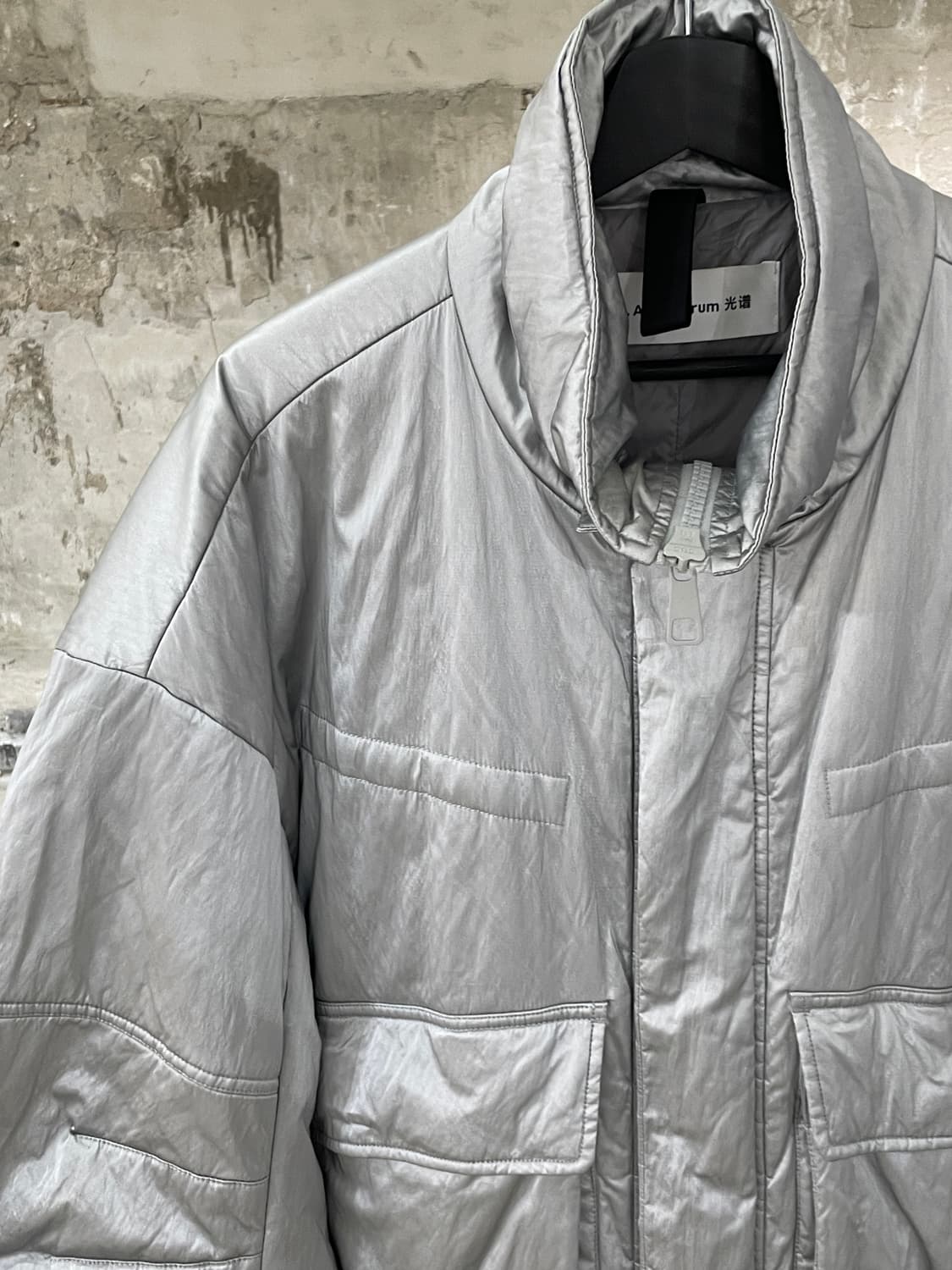 에이 에이 스펙트럼 실버 헬머 패디드 자켓 상품이미지2
