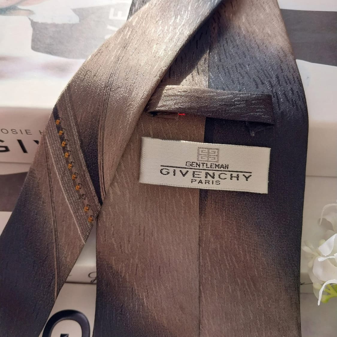 지방시 실크 브라운 그라데이션 패턴 넥타이 10.2cm A등급 K1503 상품이미지5