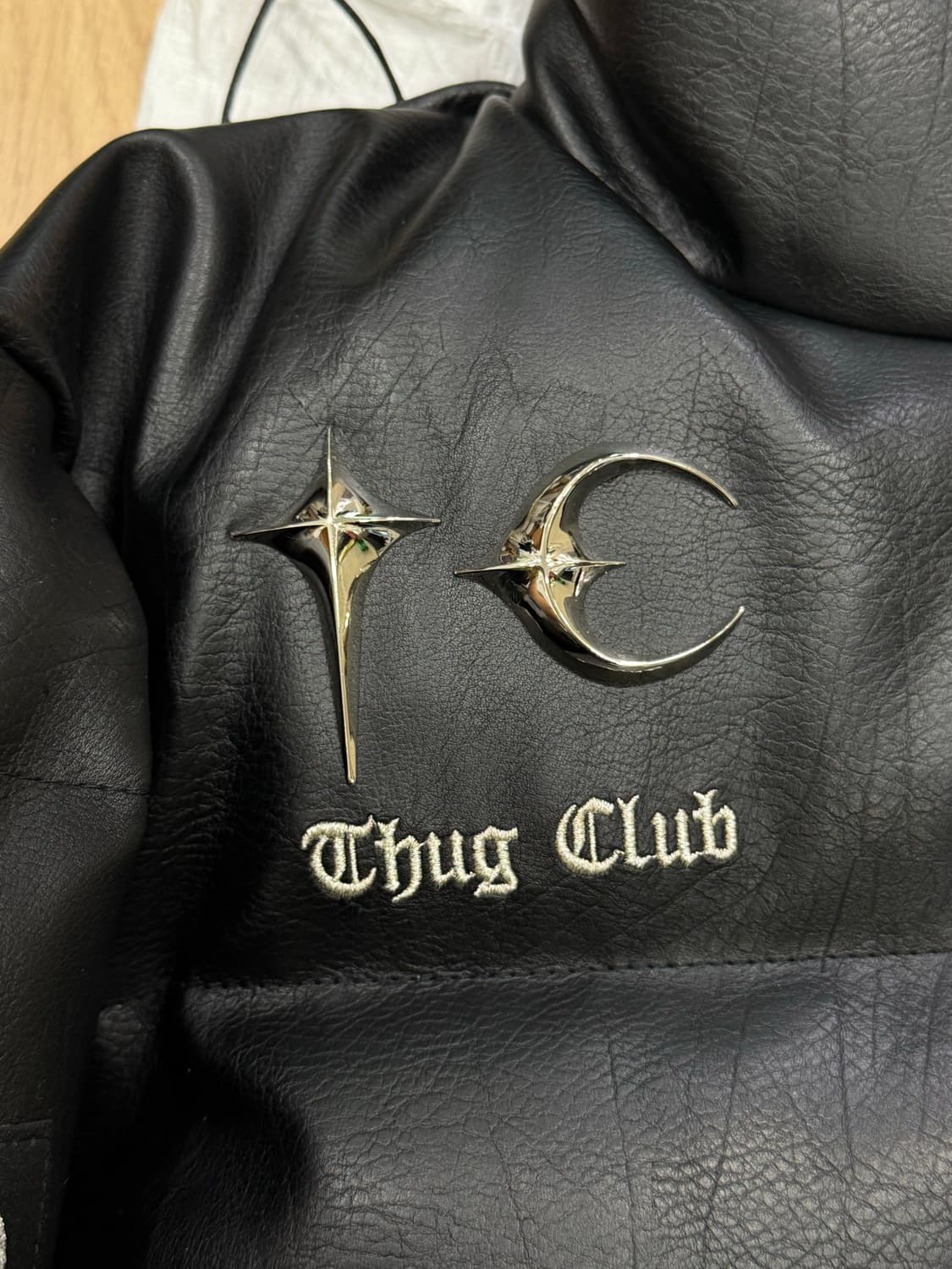 (새상품/1사이즈)떠그클럽 래더패딩 블랙 상품이미지3