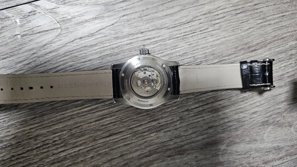 해밀턴 머피 42mm
 판매합니다 상품이미지3