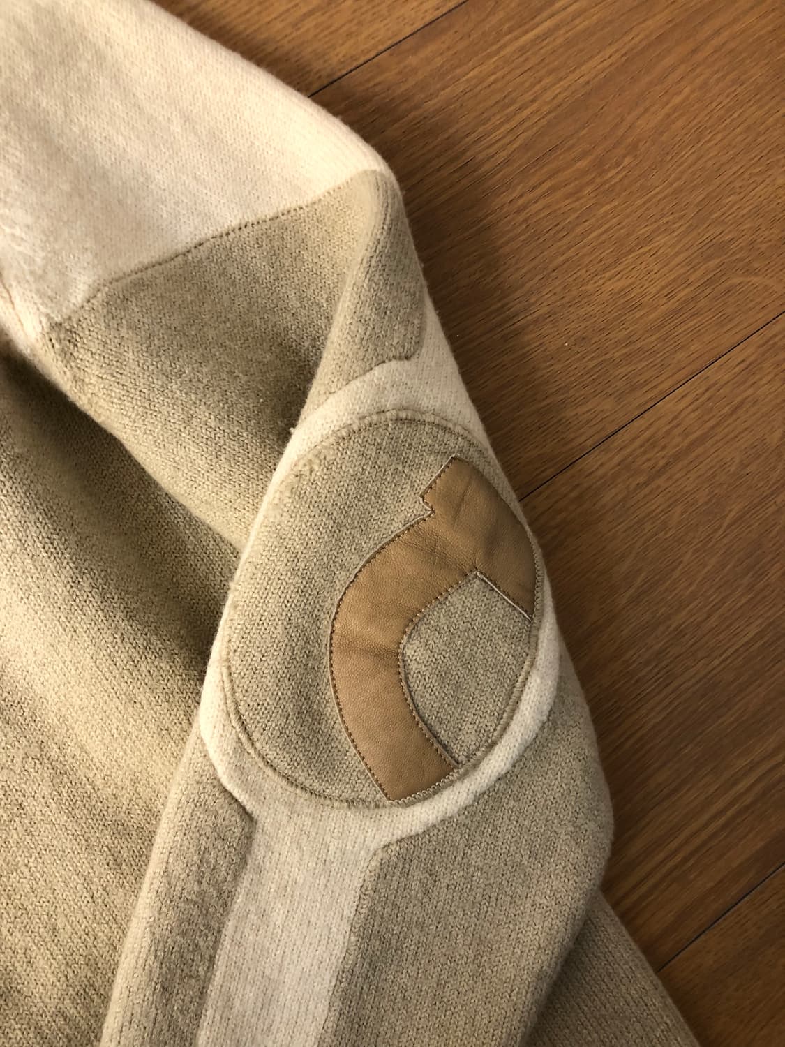 살바토레 페라가모 1/4 집 니트 상품이미지8