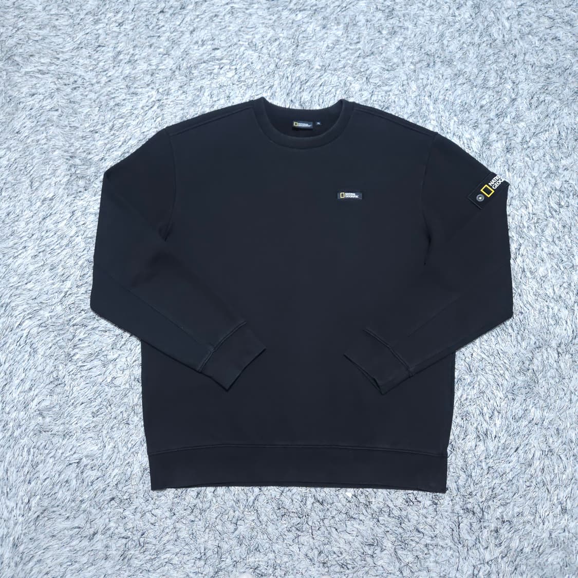 내셔널지오그래픽)105 남자 블랙 기모맨투맨티셔츠 / 왕눈이샵 상품이미지1