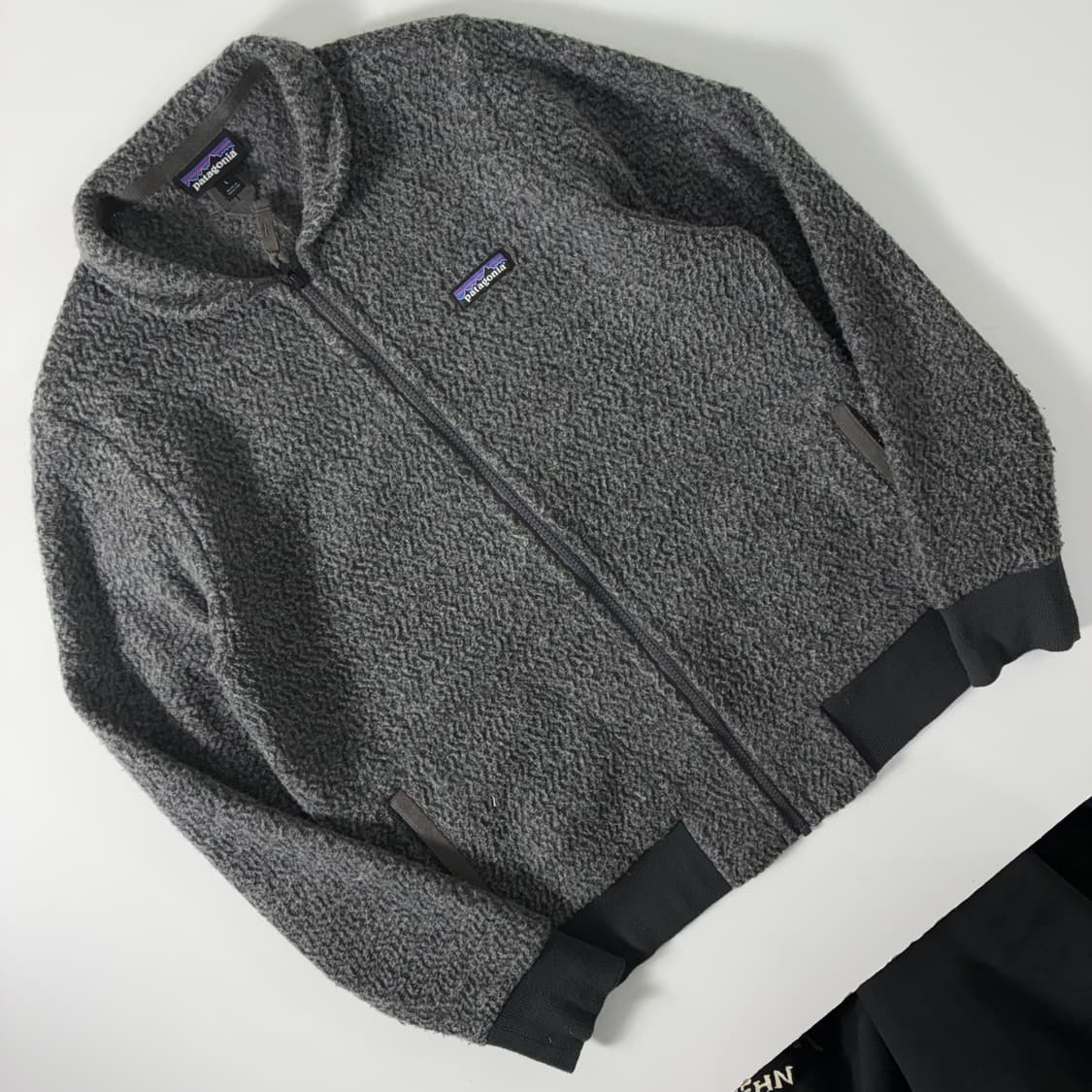 Patagonia  파타고니아 울리에스터 차콜 플리스 자켓   상품이미지2